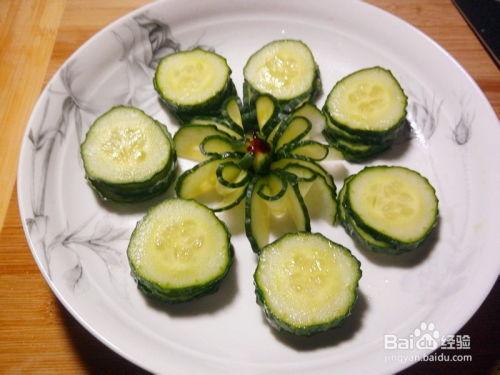 胶瓜怎么凉拌吃最好呢视频,清爽开胃的夏日佳肴
